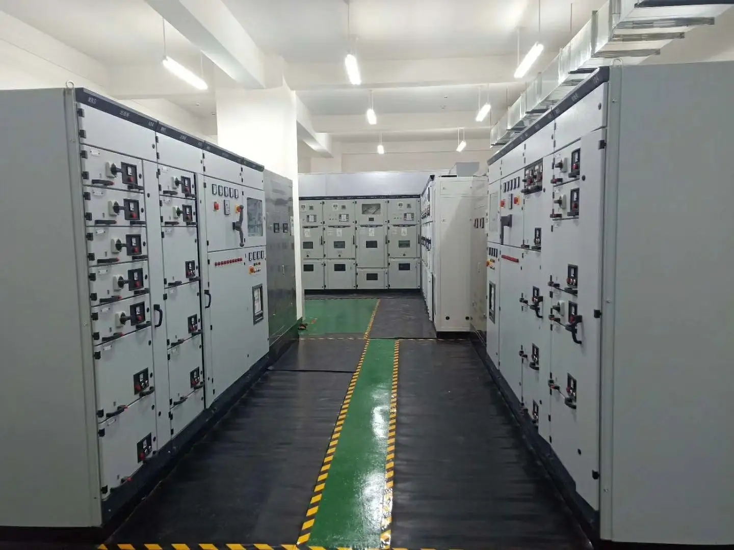 2733.webp.jpg 2733.webp.jpg