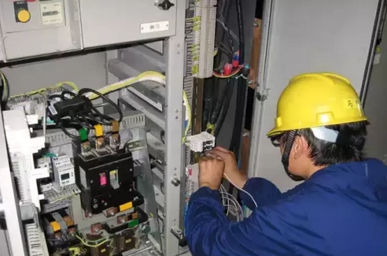 2773.webp.jpg 2773.webp.jpg